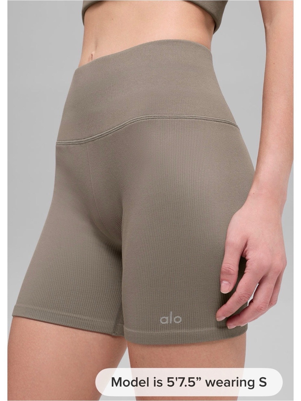 Alo High-Waist Ribbed Bike Shorts in Light Cocoa XS